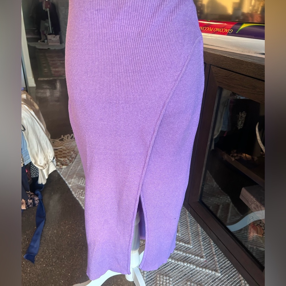 Lulus Lavendar 2 piece set - Picture 5 of 7